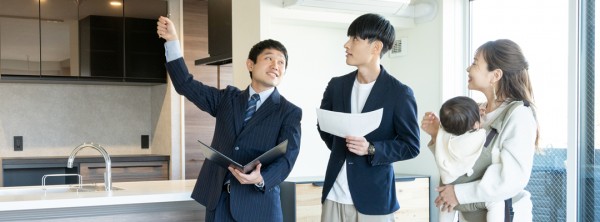 営業職に向いている人の特徴は？仕事内容や必要なスキルを解説！サムネイル